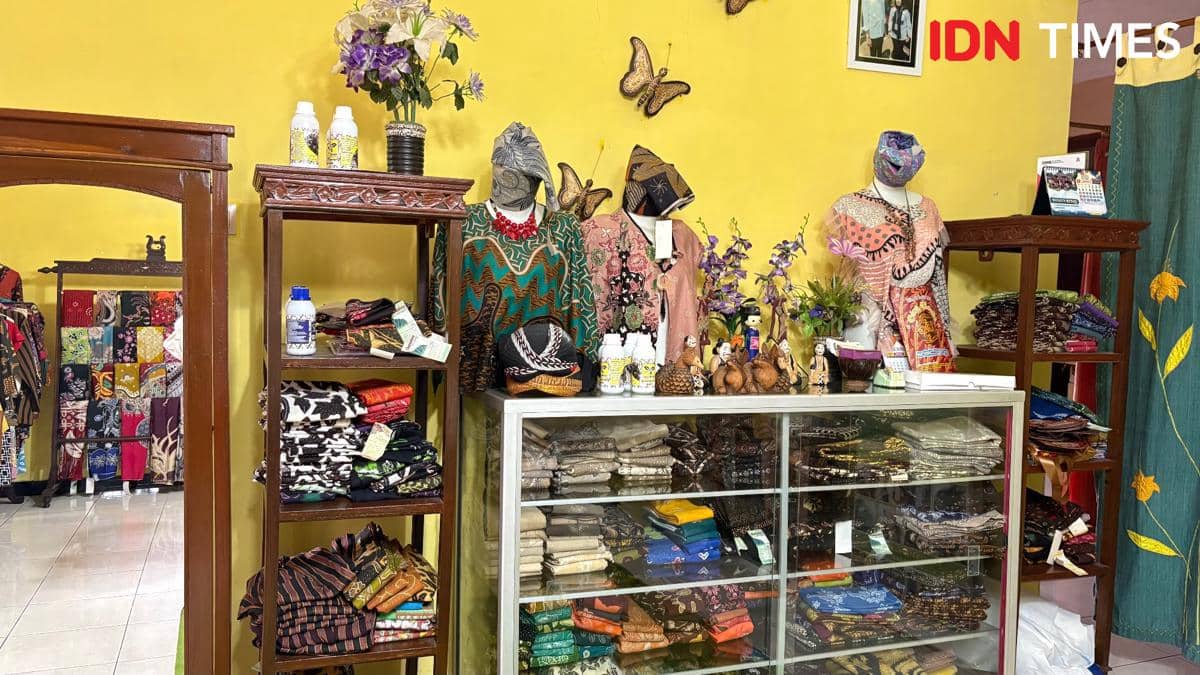 Giat Usaha, UMKM Batik Gumelem Banjarnegara. (IDN Times/Dina Salma)