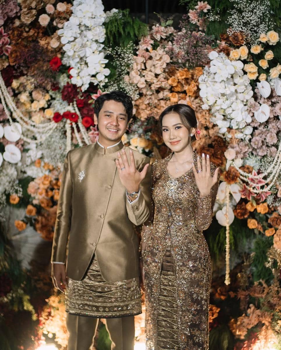 Lamaran Arbani Yasiz dan Raissa Ramadhani.