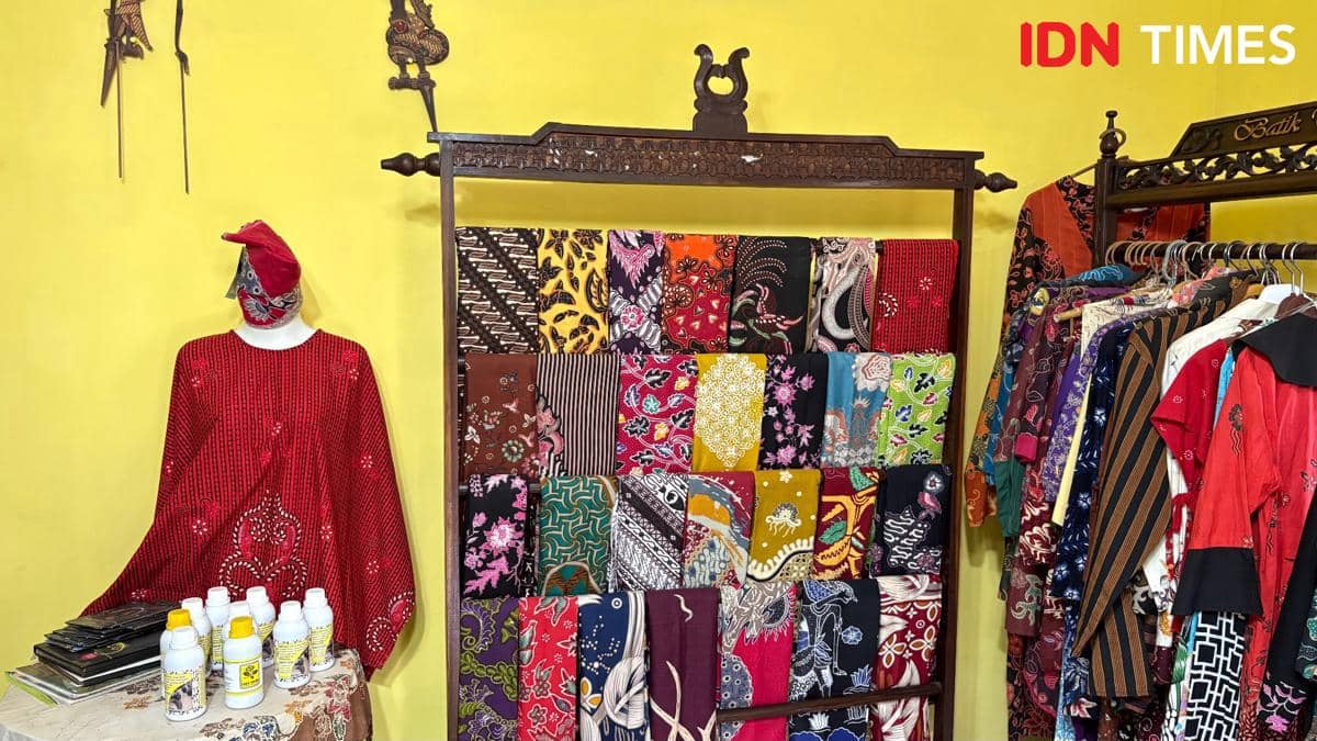 Giat Usaha, UMKM Batik Gumelem Banjarnegara. (IDN Times/Dina Salma)