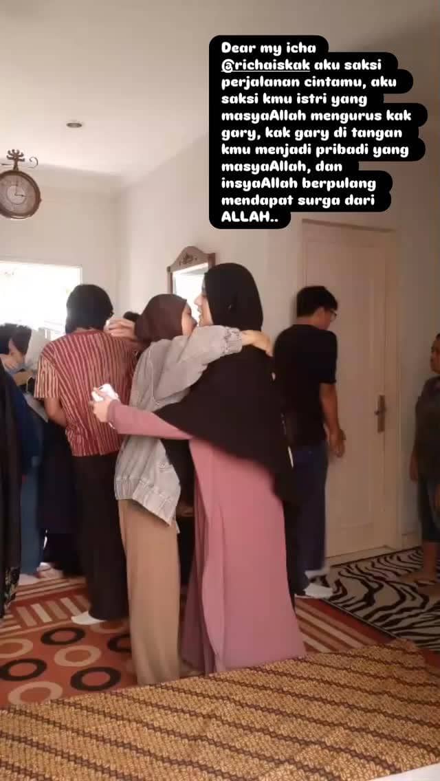 artis melayat di rumah duka Gary Iskak
