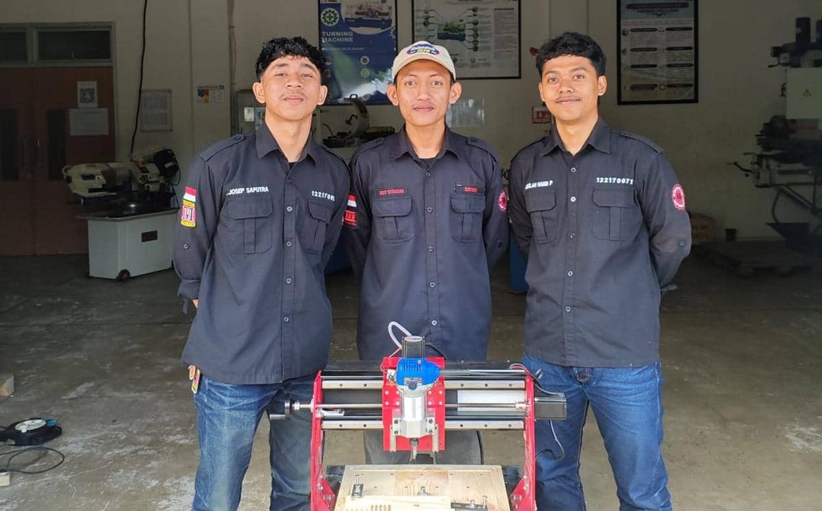 Mahasiswa Program Studi Teknik Mesin Institut Teknologi Sumatera (Itera) Merancang dan Membangun Mesin CNC Router 3 Axis Berbasis Microcontroller ESP32 Skala Praktikum