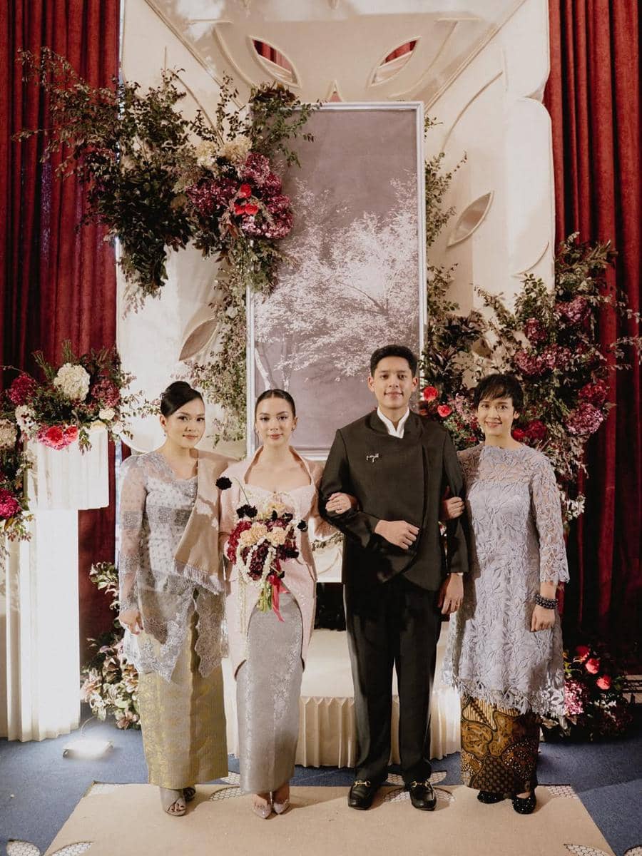 Lamaran Nazla Alifa dan Adikara Fardy.