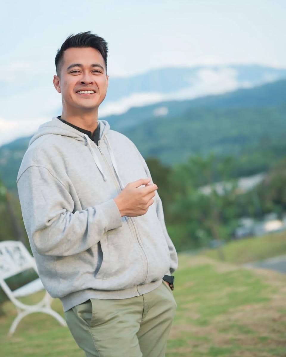 orangtua artis meninggal di 2025