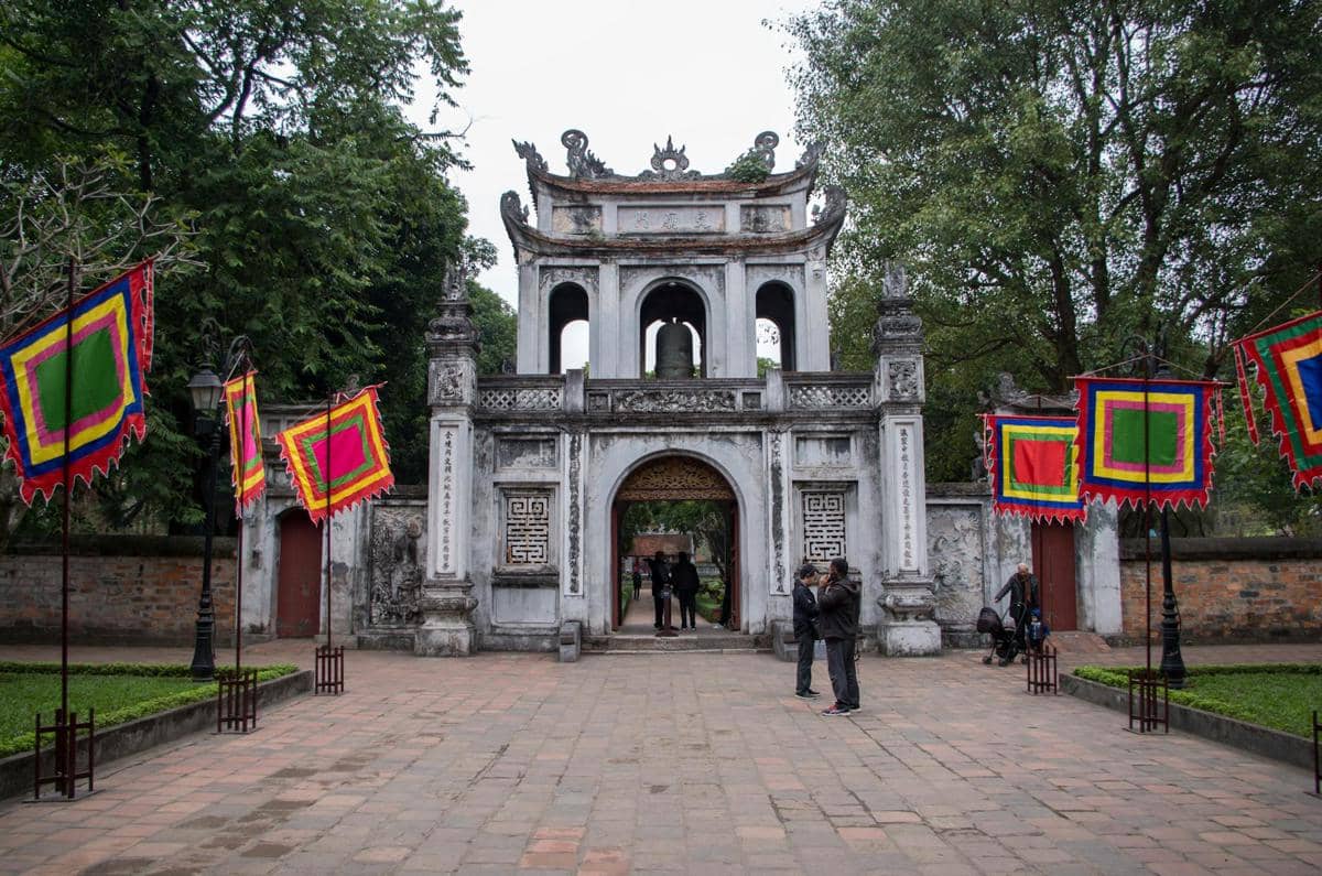 potret Temple of Literature, Hanoi