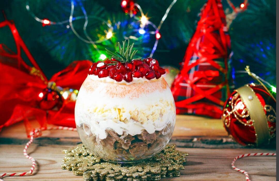 ilustrasi Christmas pudding (freepik.com/azerbaijan_stockers)