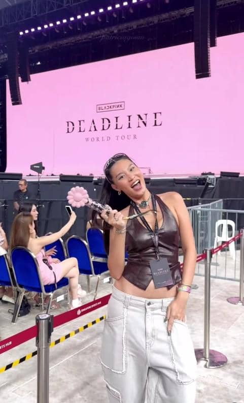 Patricia Gouw Nonton Konser BLACKPINK di Singapura