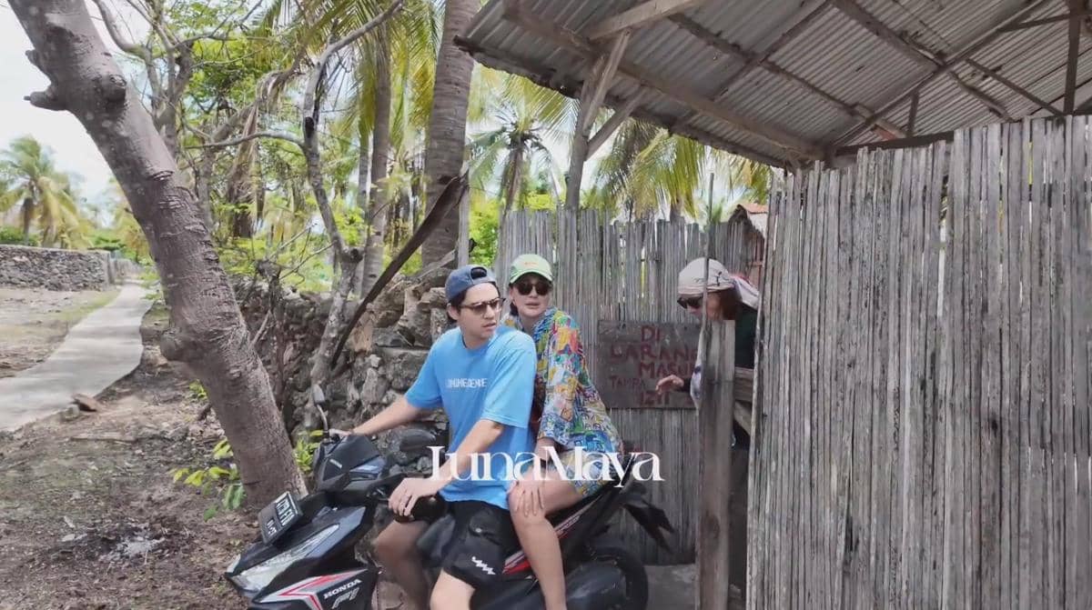Rumah Ibu Luna Maya di Pulau Rote (youtube.com/Luna Maya)