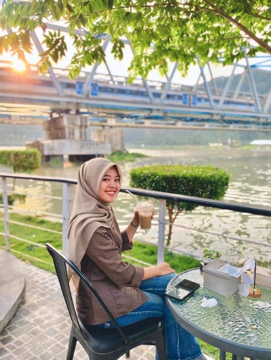 pemandangan menawan di Cafe Els Serayu