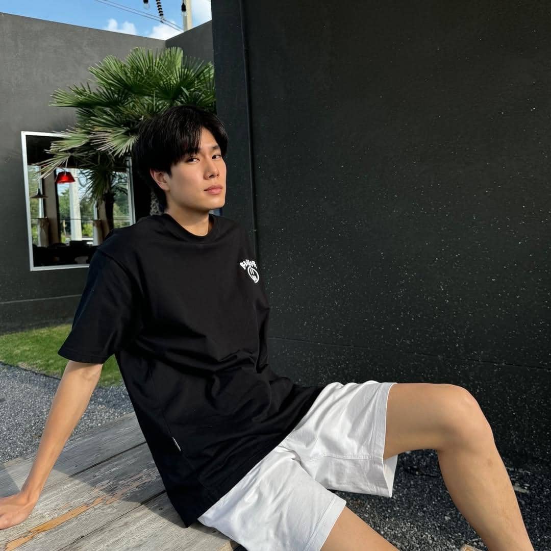 OOTD Summer Vacation ala Phuwin Tangsakyuen