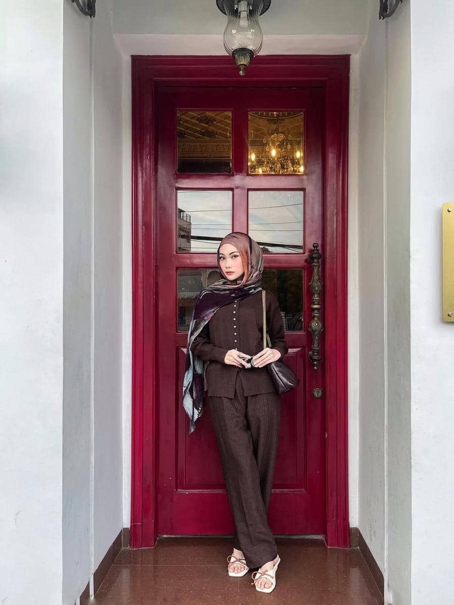 OOTD Cafe Hopping ala Atha Fathiyyah 