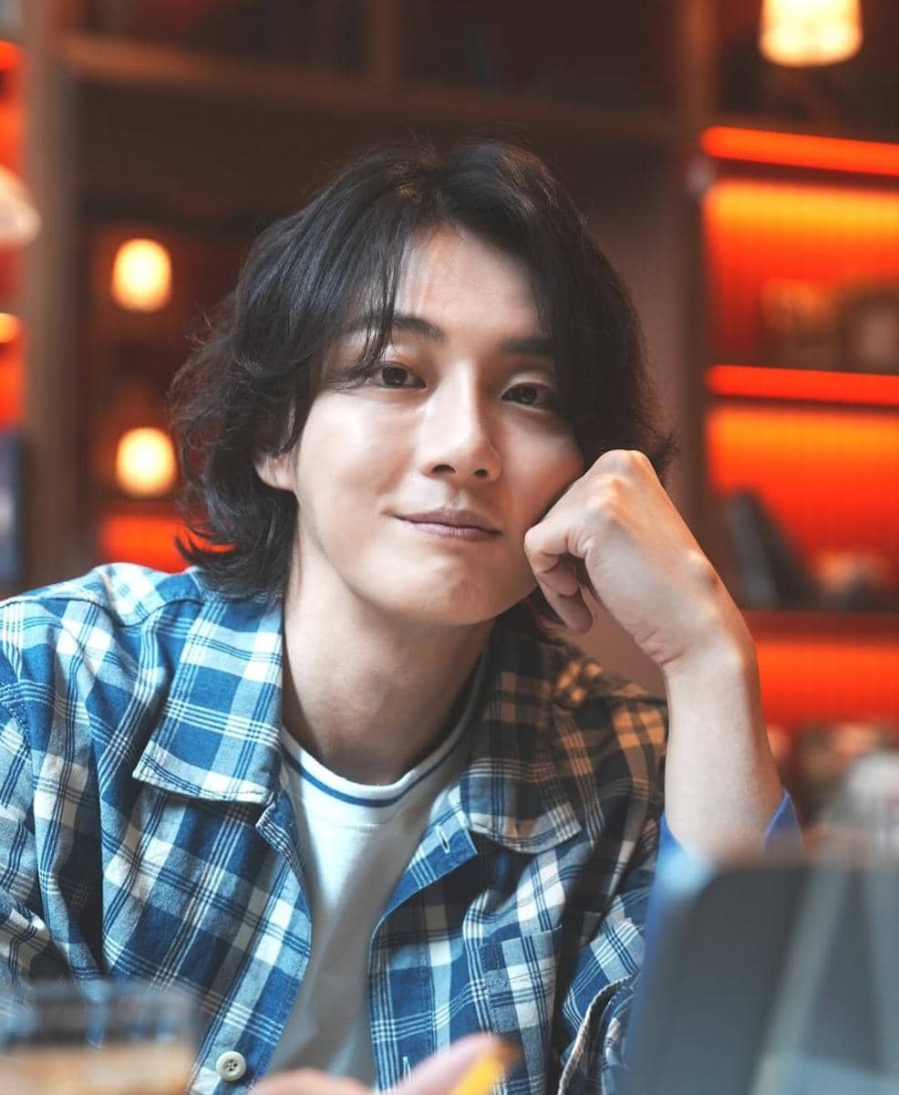 Yoon Shi Yoon