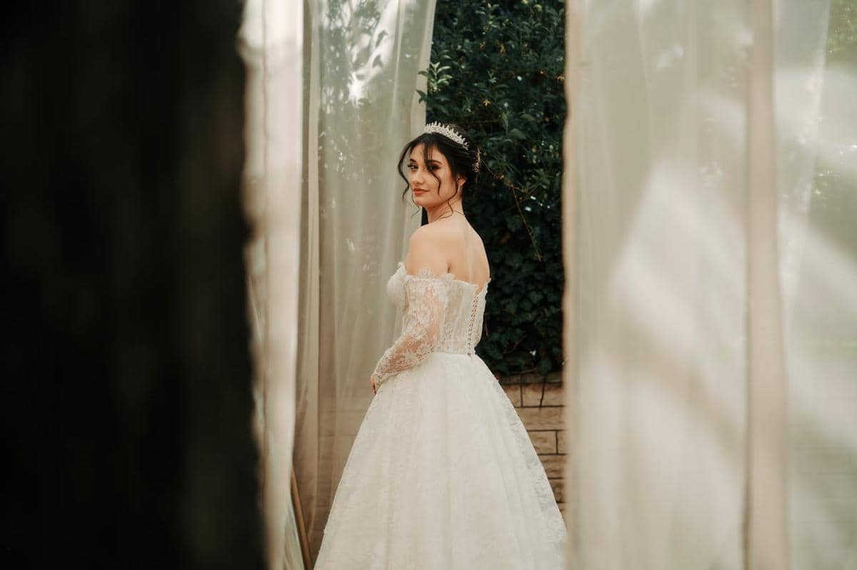 Ilustrasi wedding dress