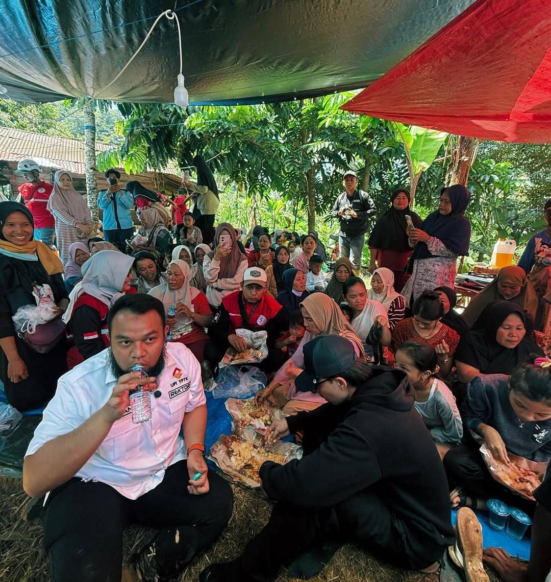 Atta Halilintar beri bantuan kemanusiaan ke Sumatra Barat.