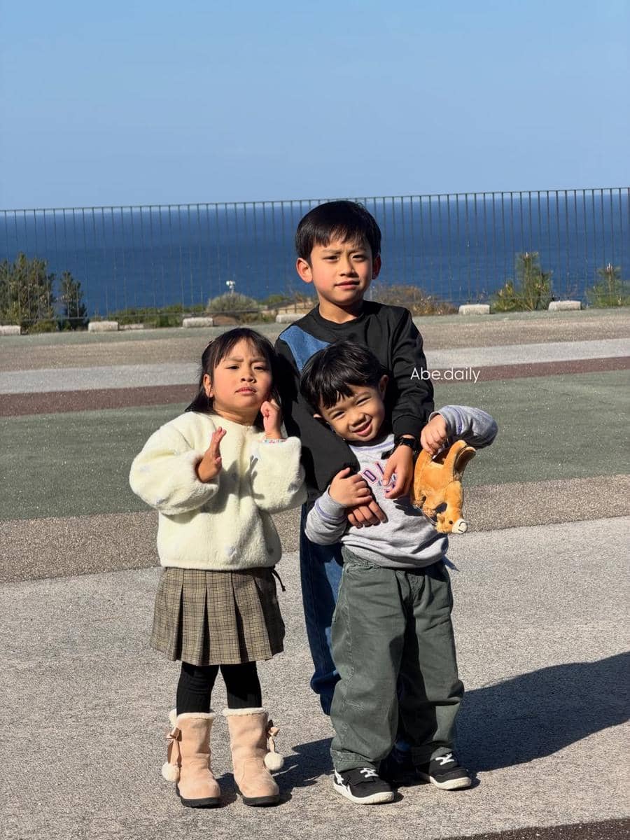 Abe Cekut playdate bareng Ritsuki dan Natsuki di Jepang.