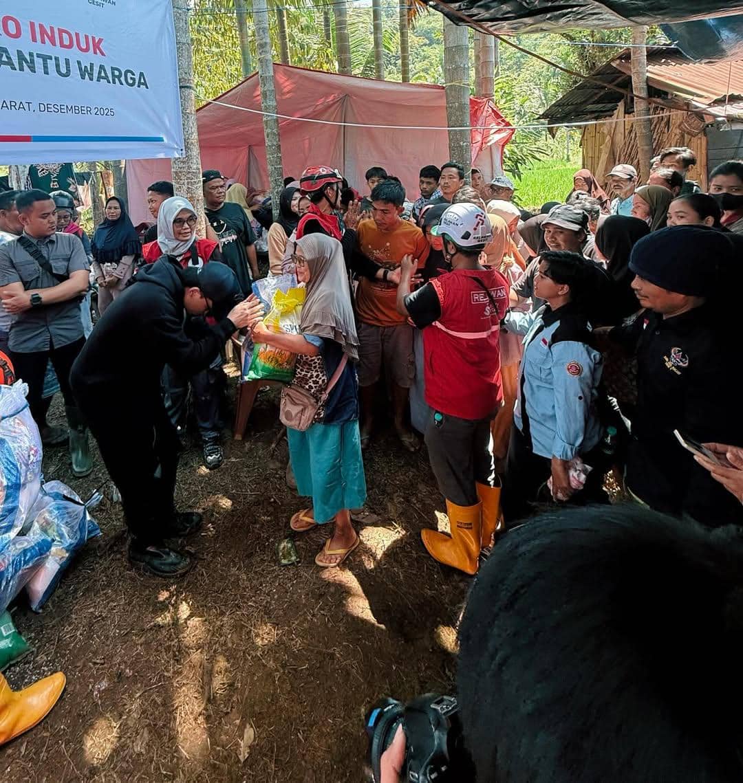 Atta Halilintar beri bantuan kemanusiaan ke Sumatra Barat.