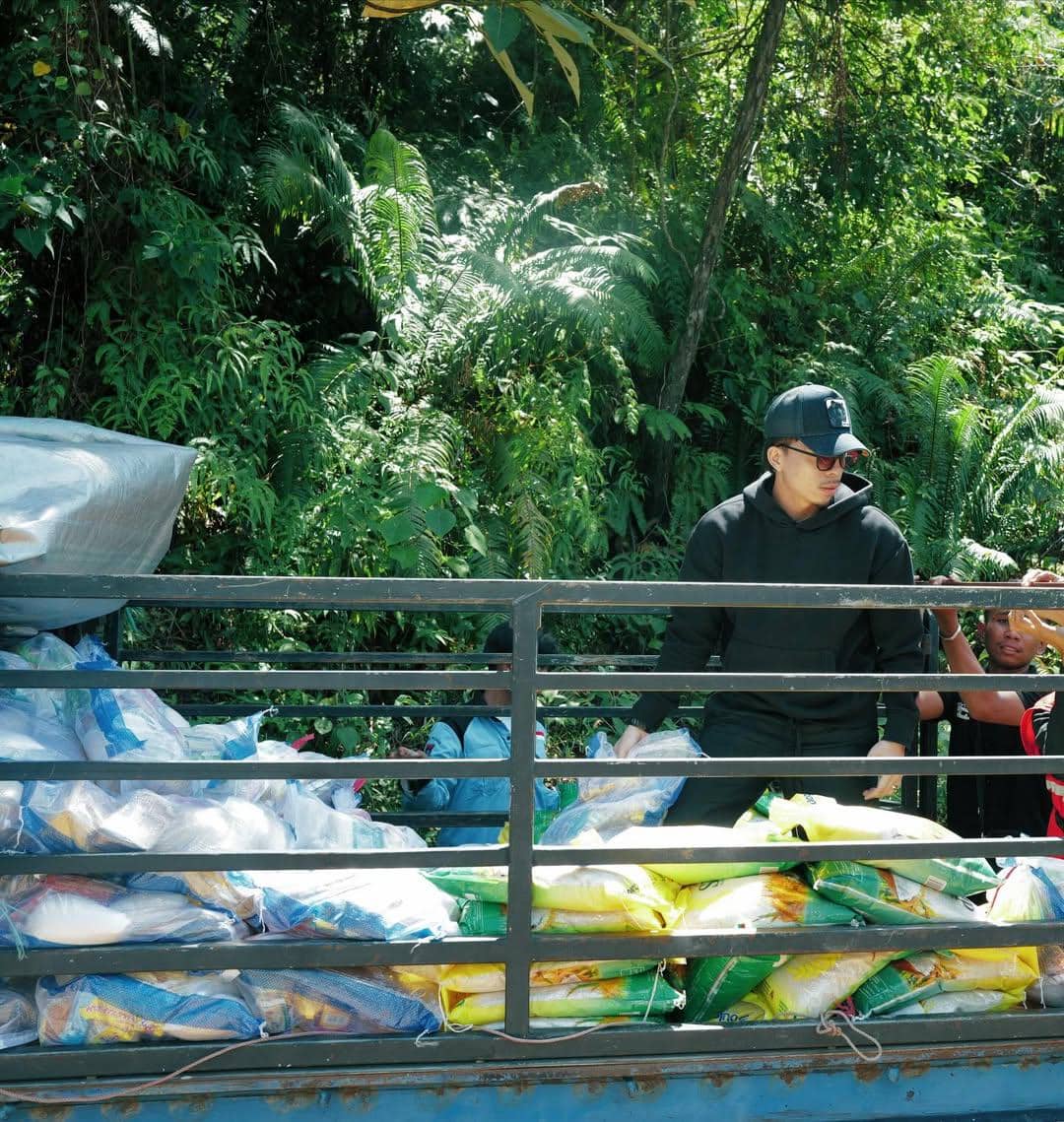 Atta Halilintar beri bantuan kemanusiaan ke Sumatra Barat.