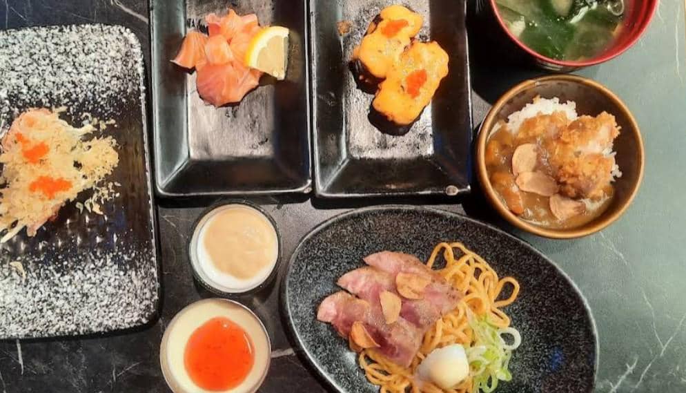 paket menu di Secret Sushi