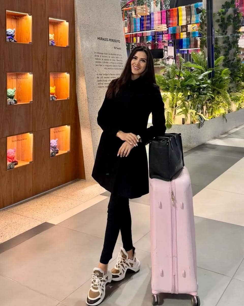 potret Kelin Rivera, Miss Cosmo Peru 2025