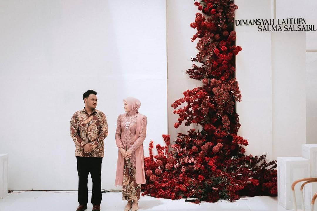 kebaya lamaran 2025