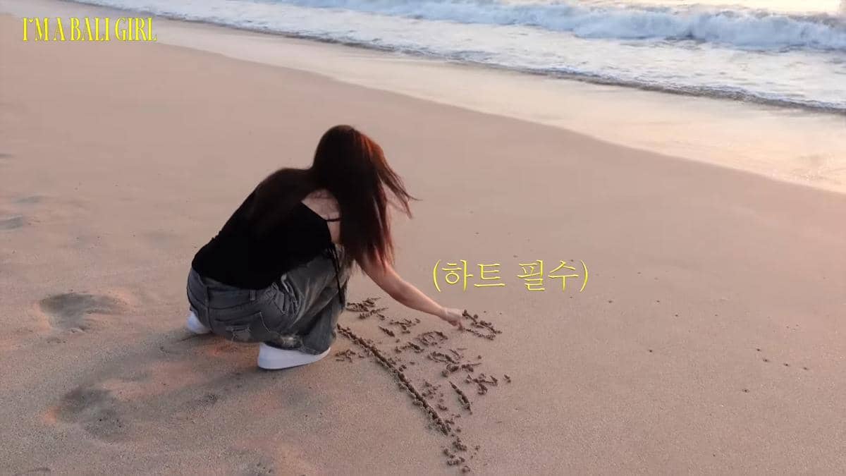 Potret Carmen Hearts2Hearts liburan ke Bali