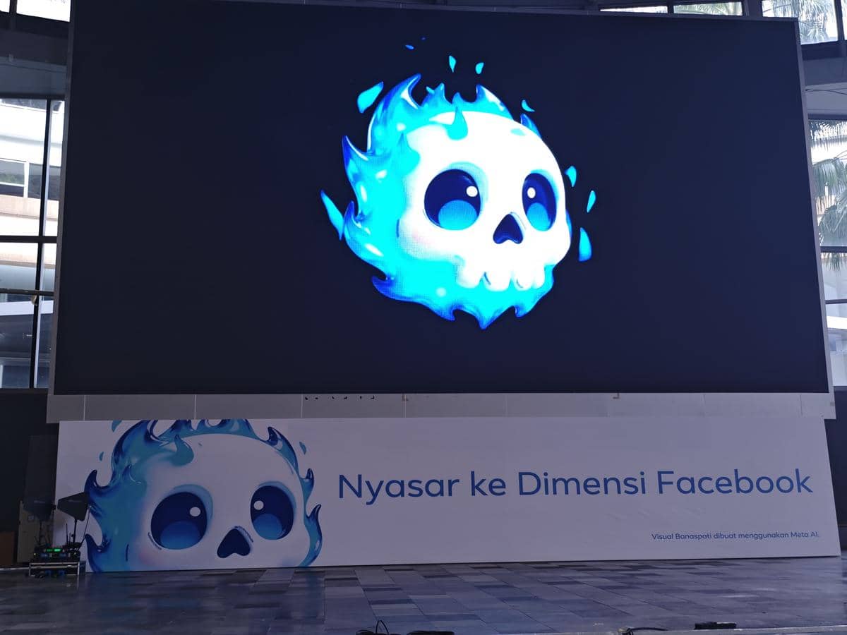 Nyasar ke Dimensi Facebook.