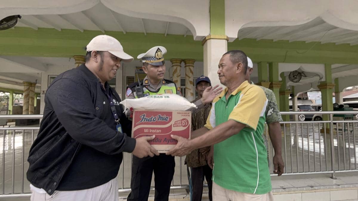 Maxride membantu korban banjir di Kota Medan dan sekitarnya (dok.Maxride)