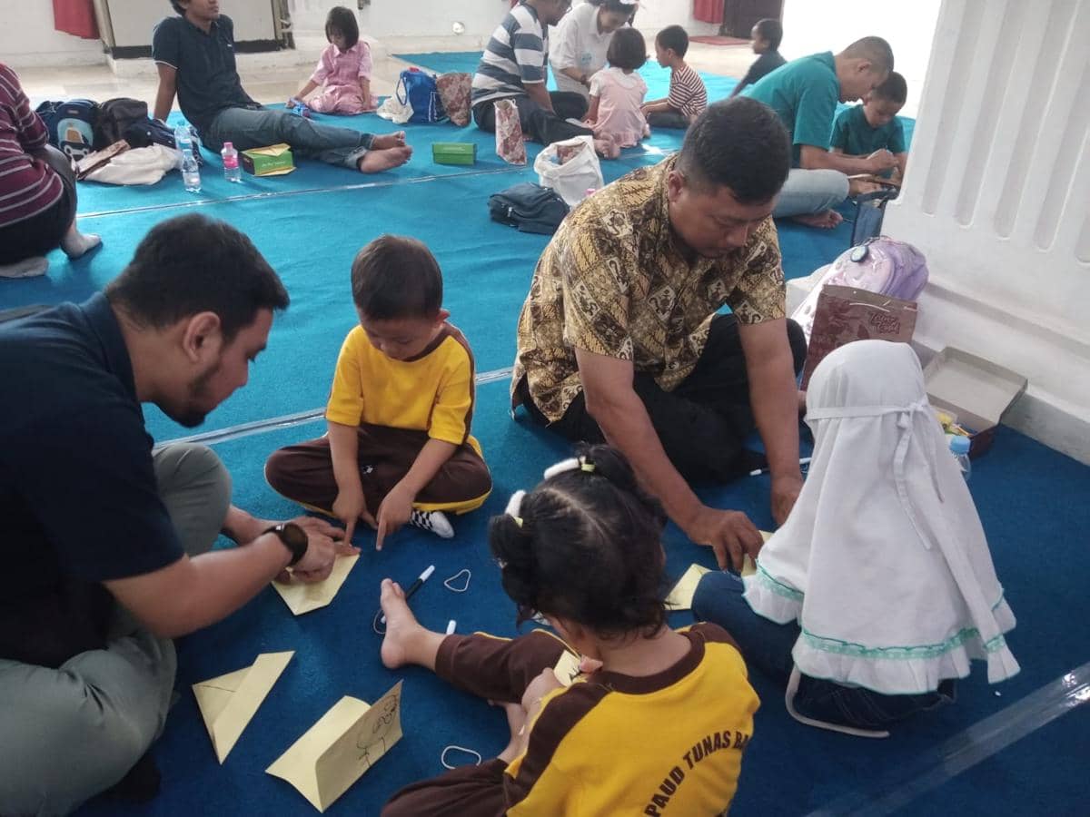 Kegiatan Main Sama BAPAK di Wisma Perdamaian Semarang. (Dok. Keluarga Kita)