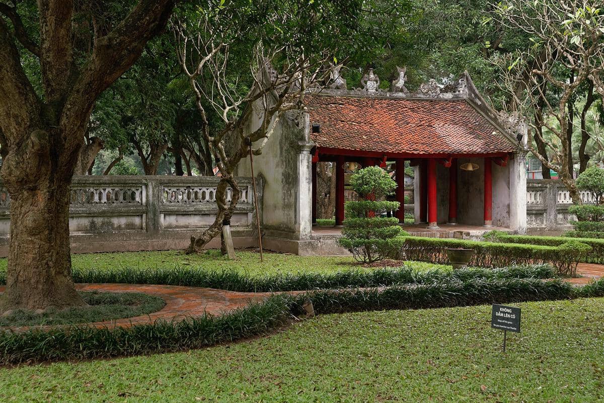 potret Temple of Literature, Hanoi