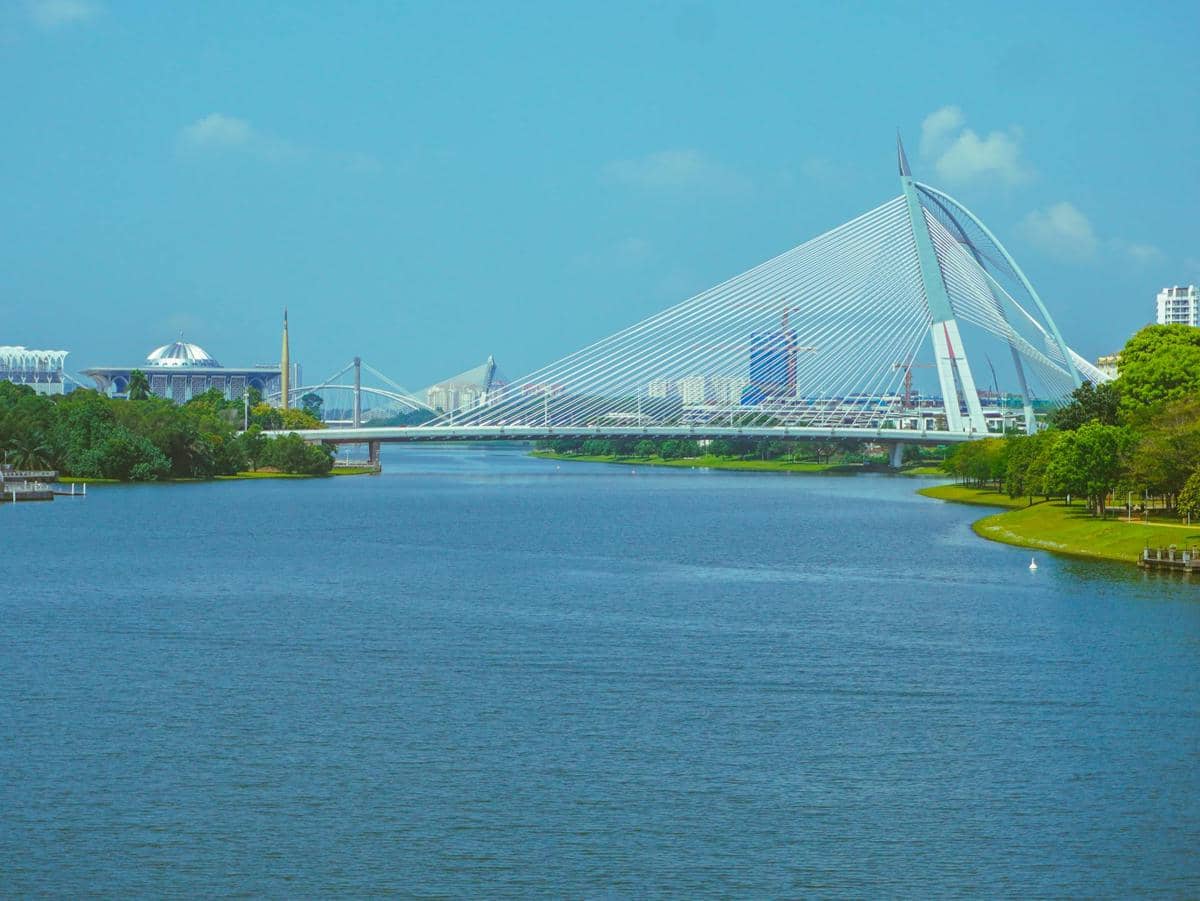 Jembatan Seri Wawasan