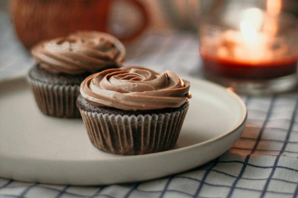 ilustrasi frosting chocolate mint