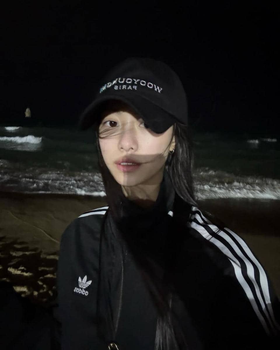 potret terbaru Kim Garam eks LE SSERAFIM