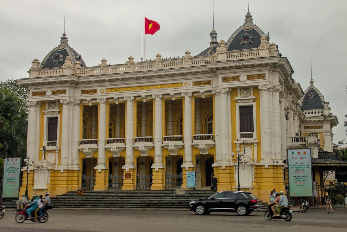 potret Hanoi Opera House