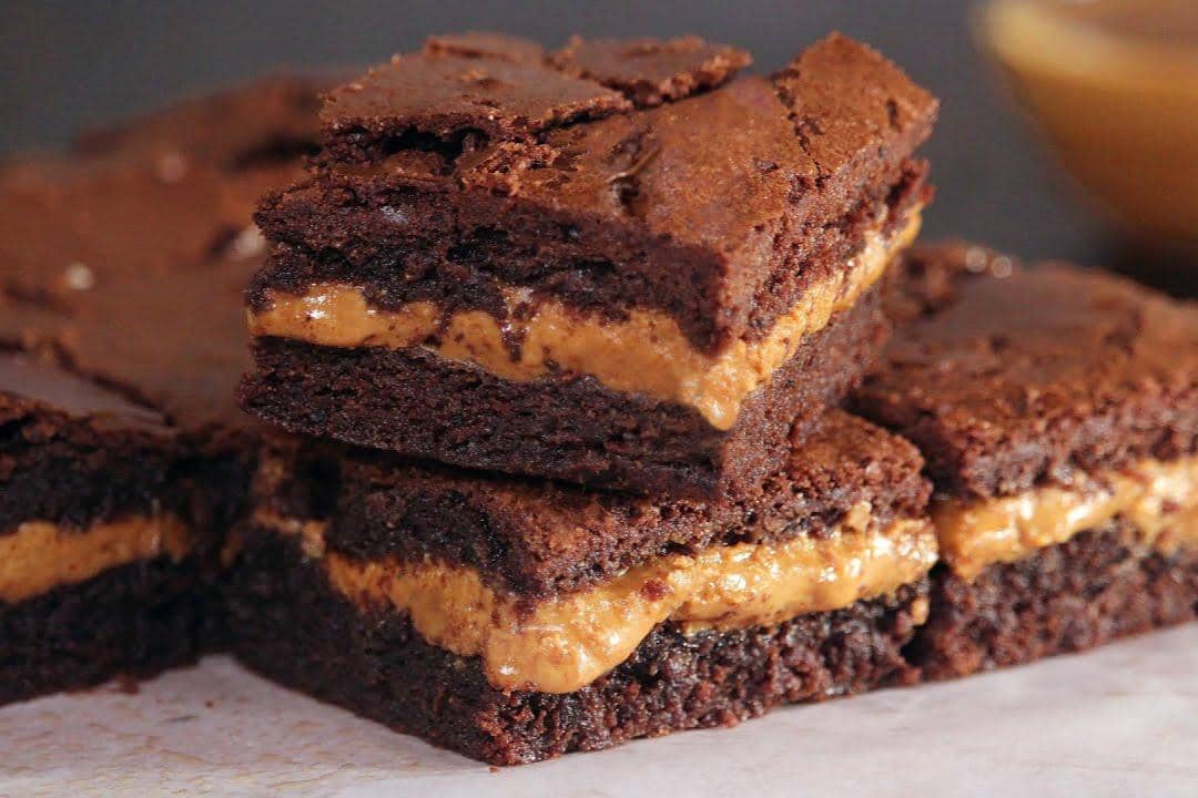 ilustrasi peanut butter brownies