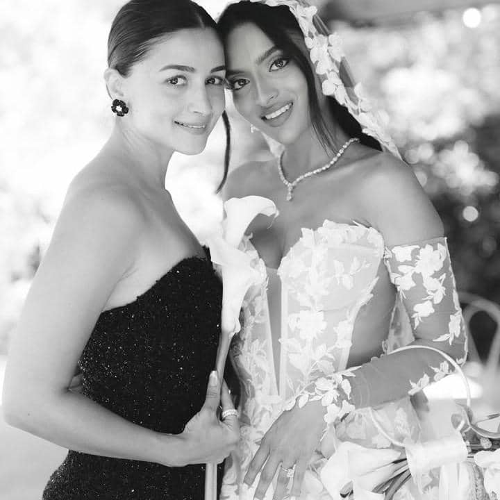 Alia Bhatt dan sahabat