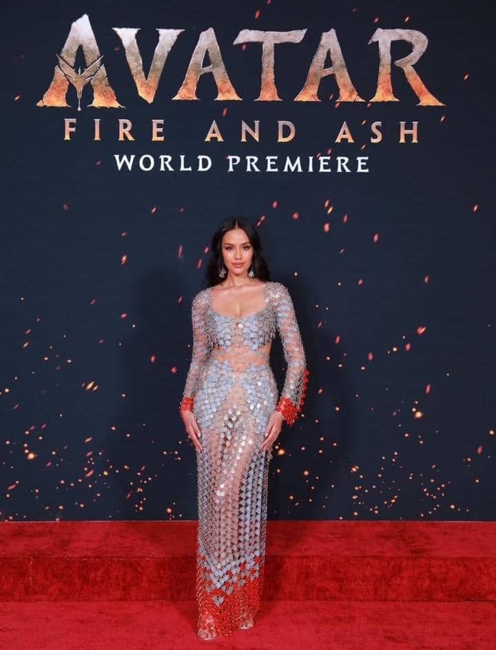 Miss world 2025 hadiri world premiere avatar