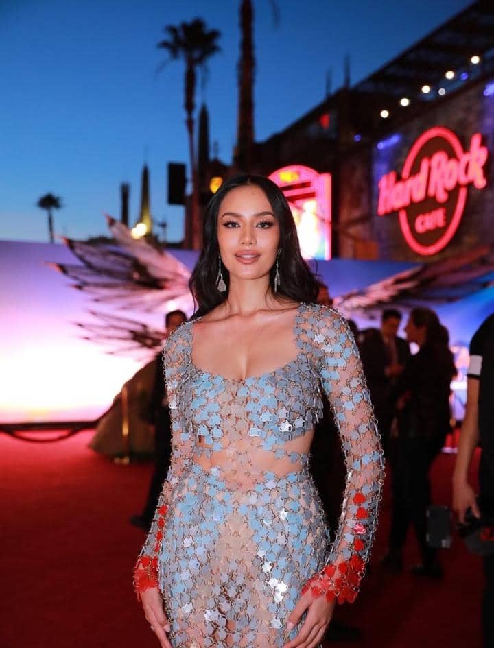 Miss world 2025 hadiri world premiere avatar