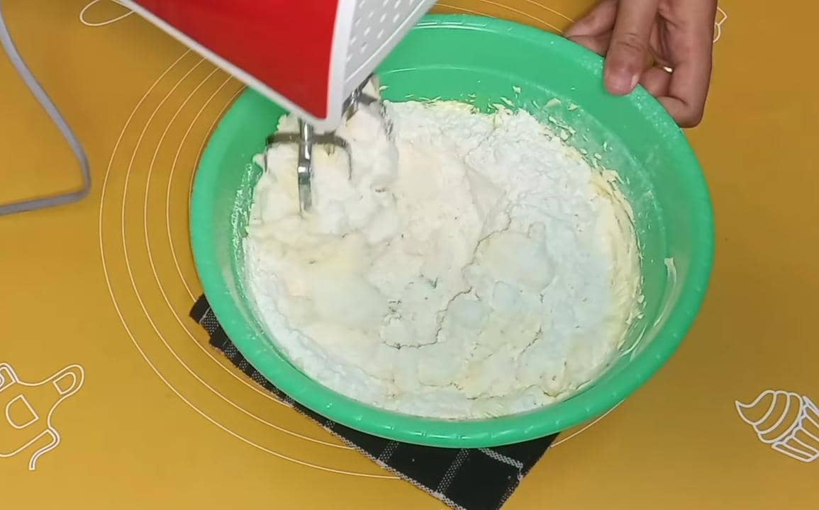 ilustrasi membuat adonan