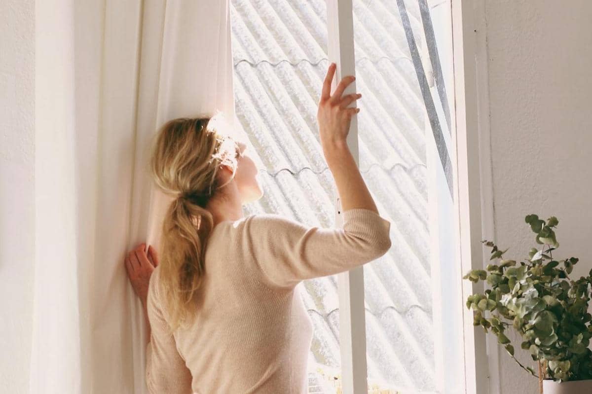 ilustrasi tips agar mental tetap tenang meski keadaan darurat