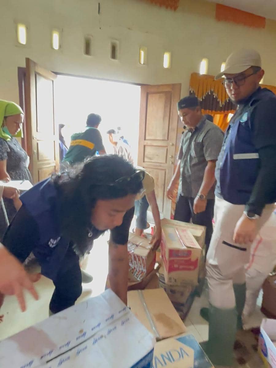 Praz Teguh kirim bantuan untuk korban bencana di Sumbar.