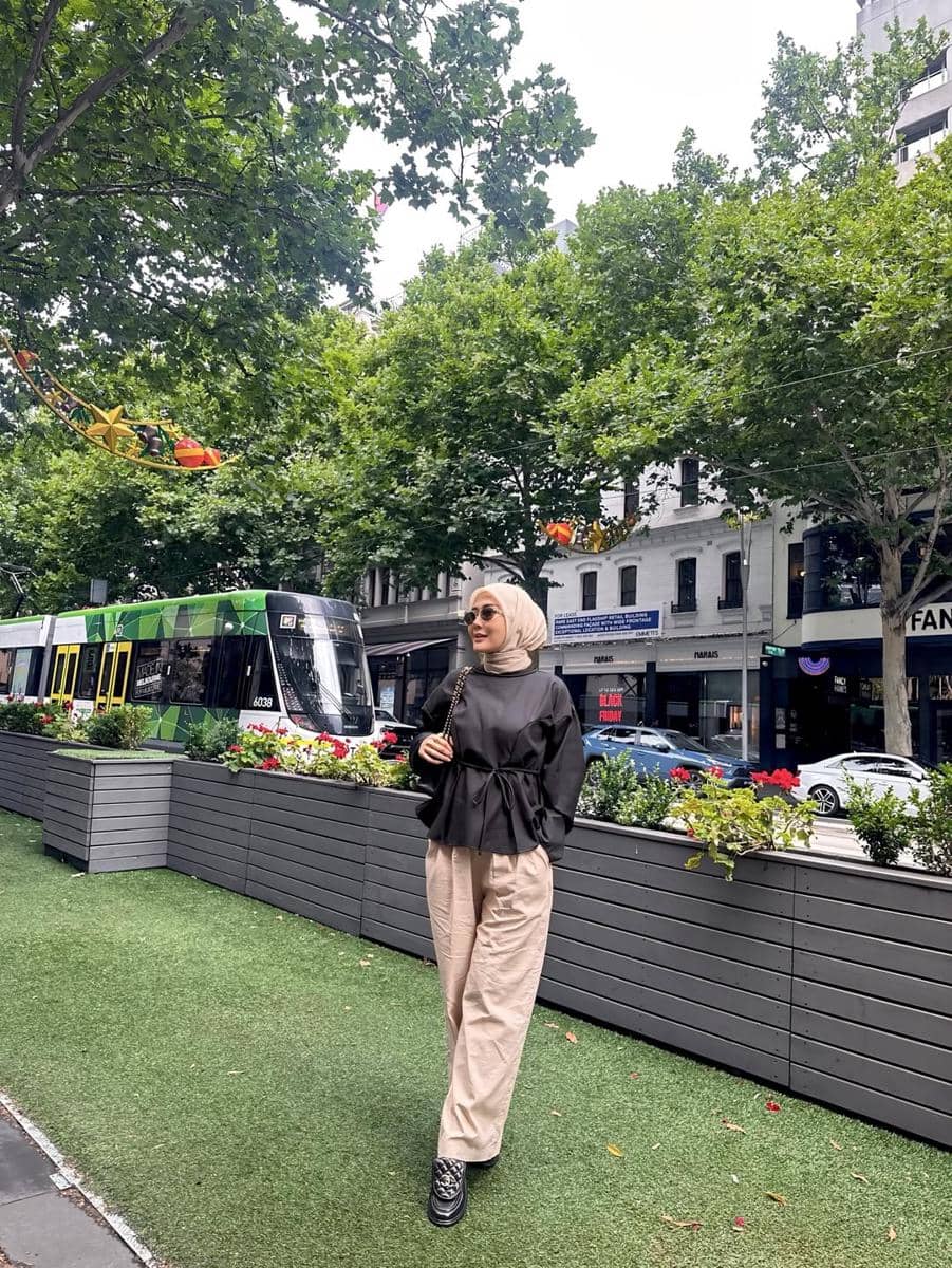 Marissya Icha dan keluarga saat liburan ke Melbourne.