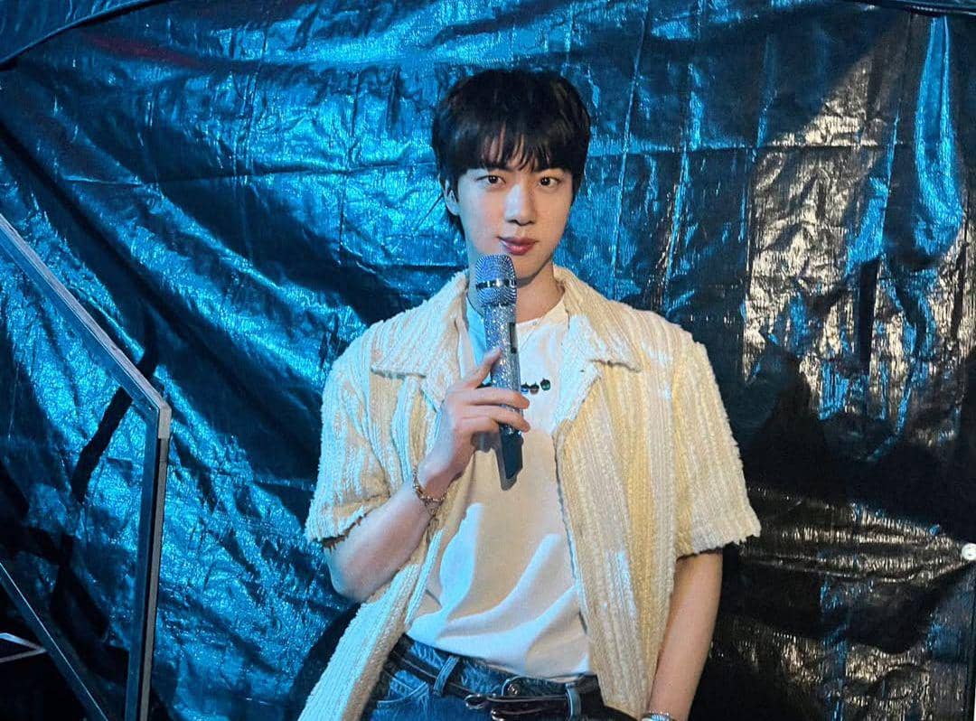 Potret Jin BTS