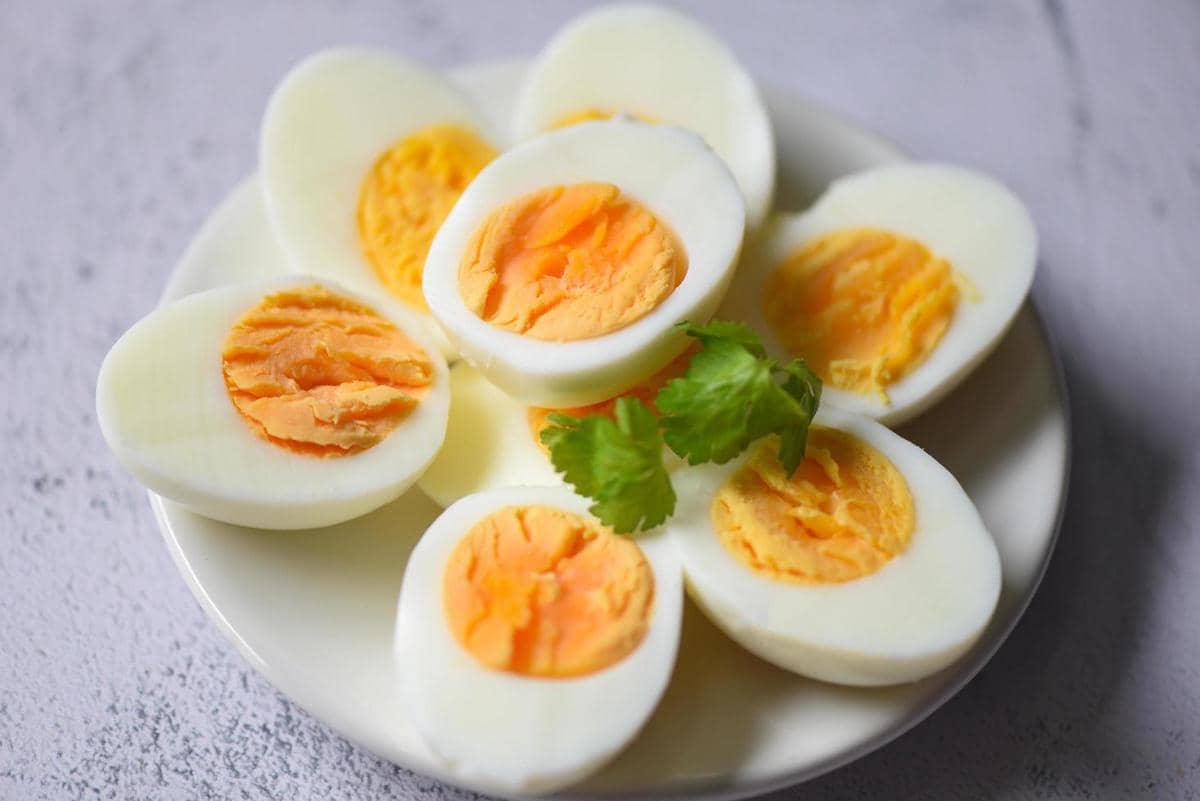 Telur Rebus atau Omelet, Mana yang Lebih Cocok untuk Diet?