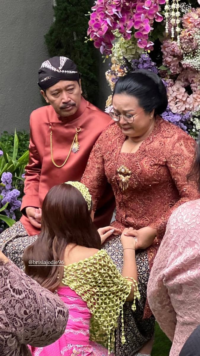 siraman Brisia Jodie