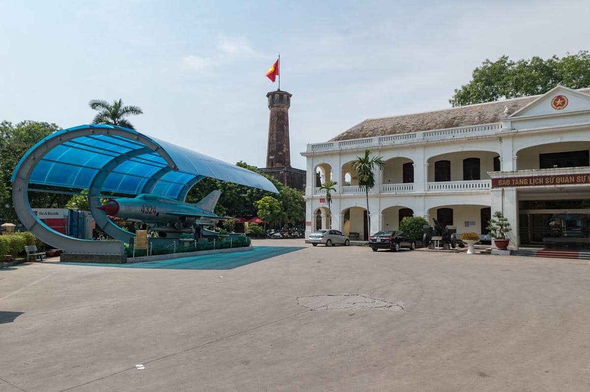 potret Vietnam Military History Museum