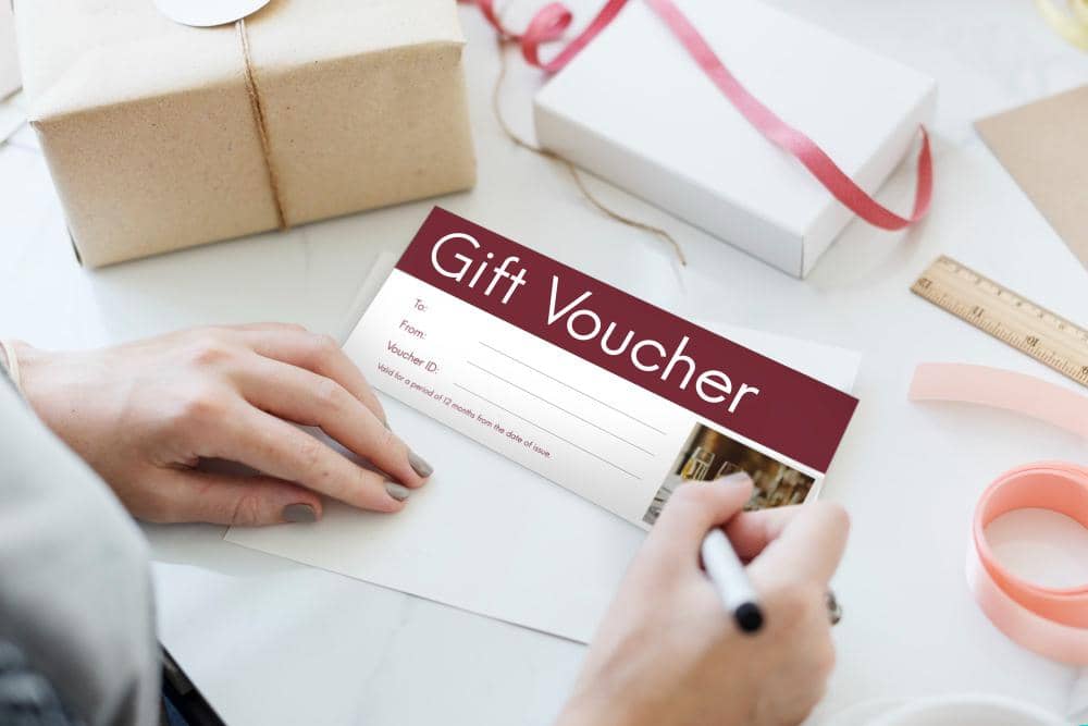 ilustrasi gift voucher