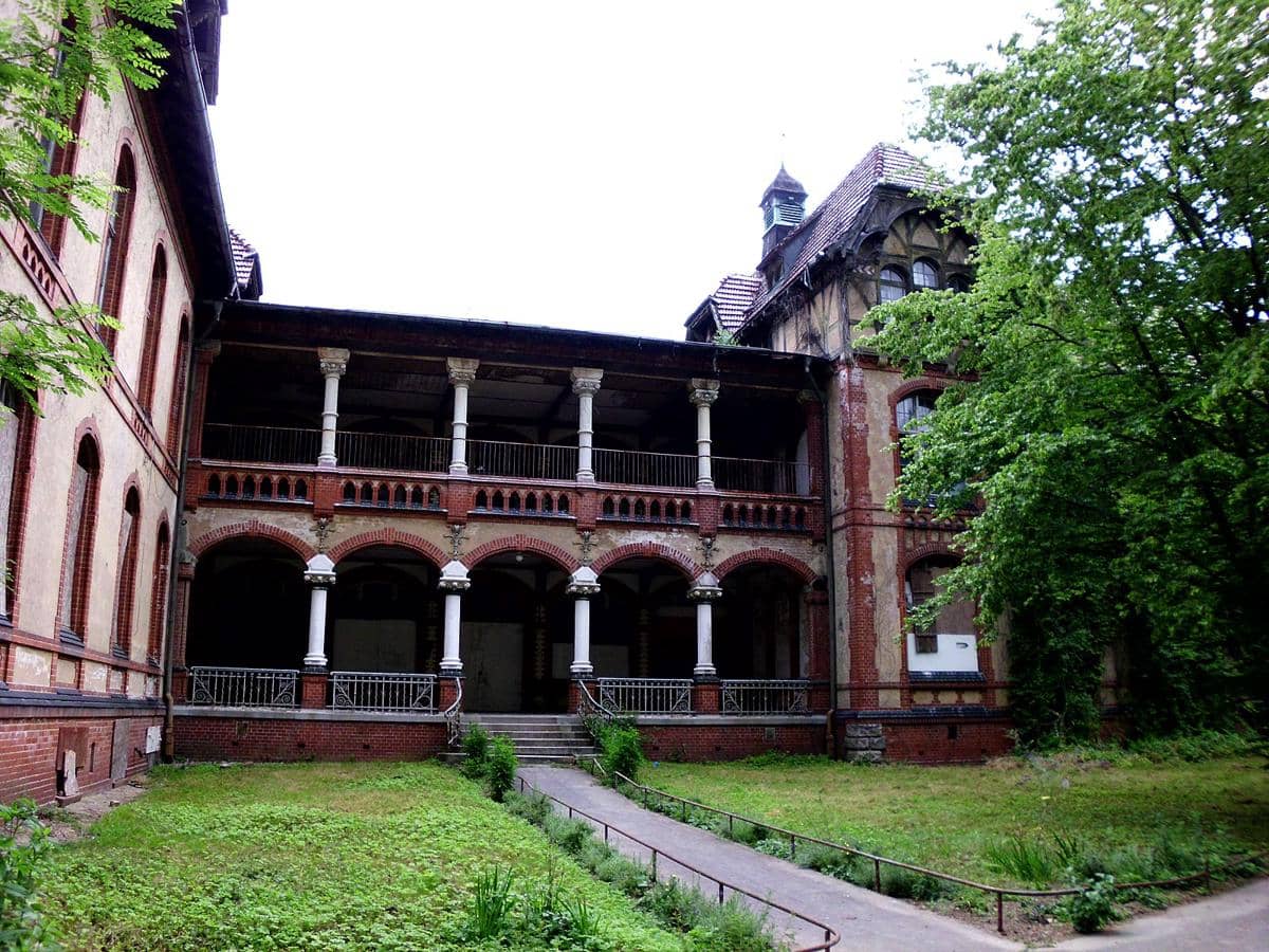 Potret kompleks Beelitz-Heilstätten