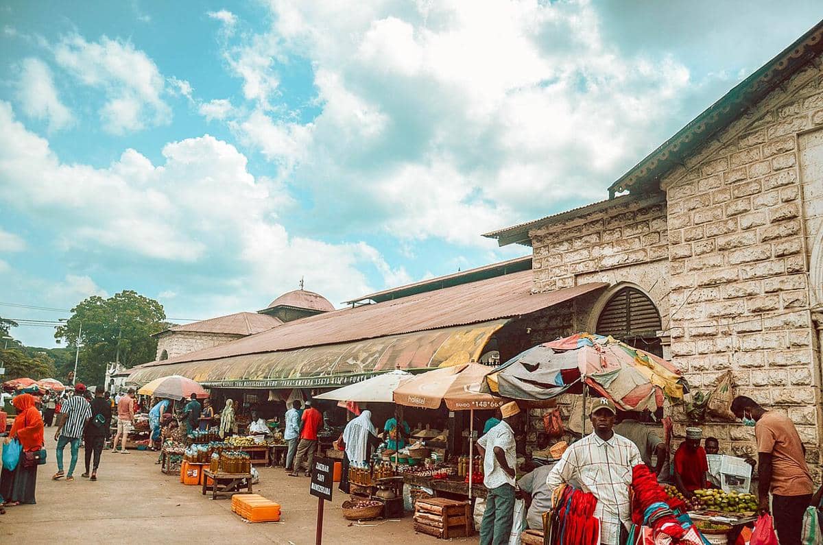 ilustrasi Pasar Darajani