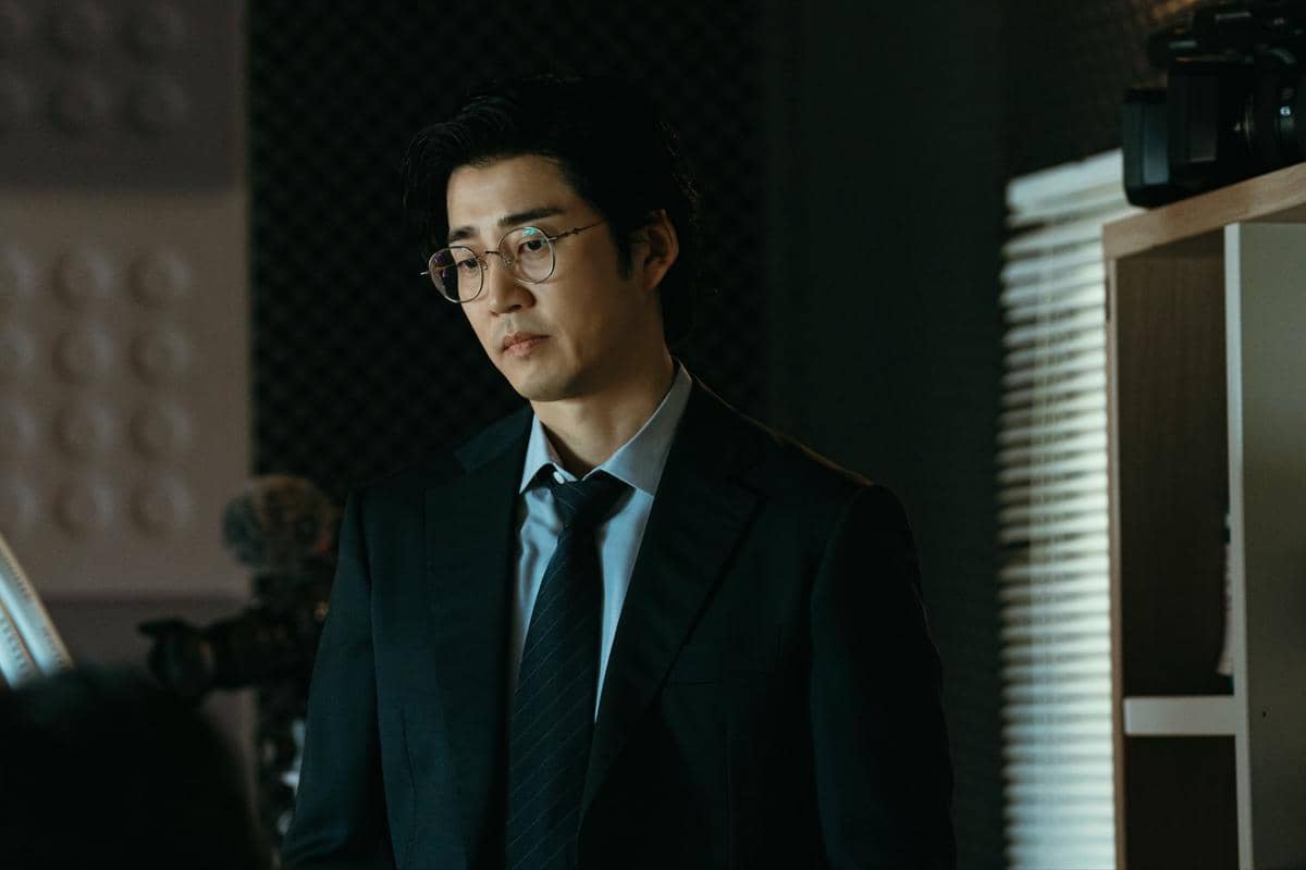 still cuts drama Heroes Next Door 