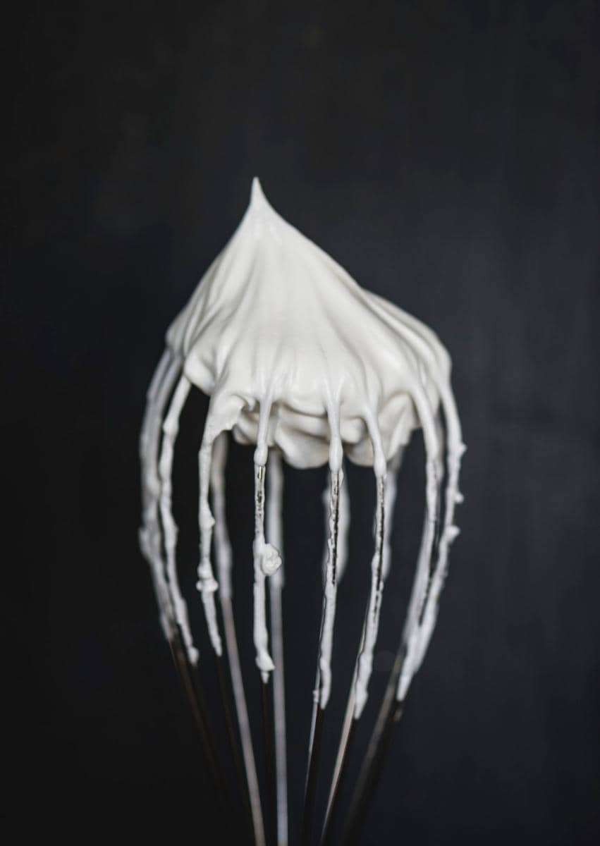 ilustrasi whip cream cheese 