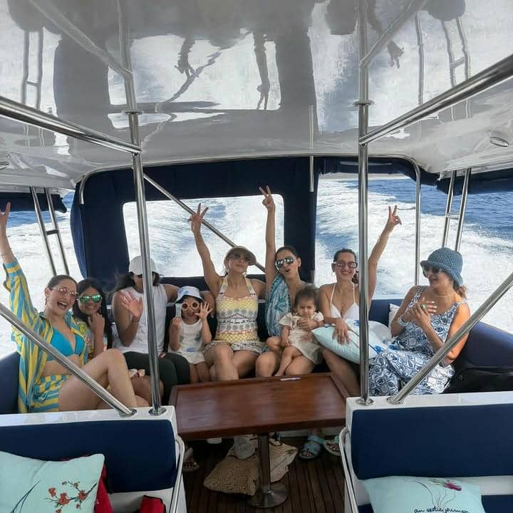 Rakul Preet Singh dan sahabat